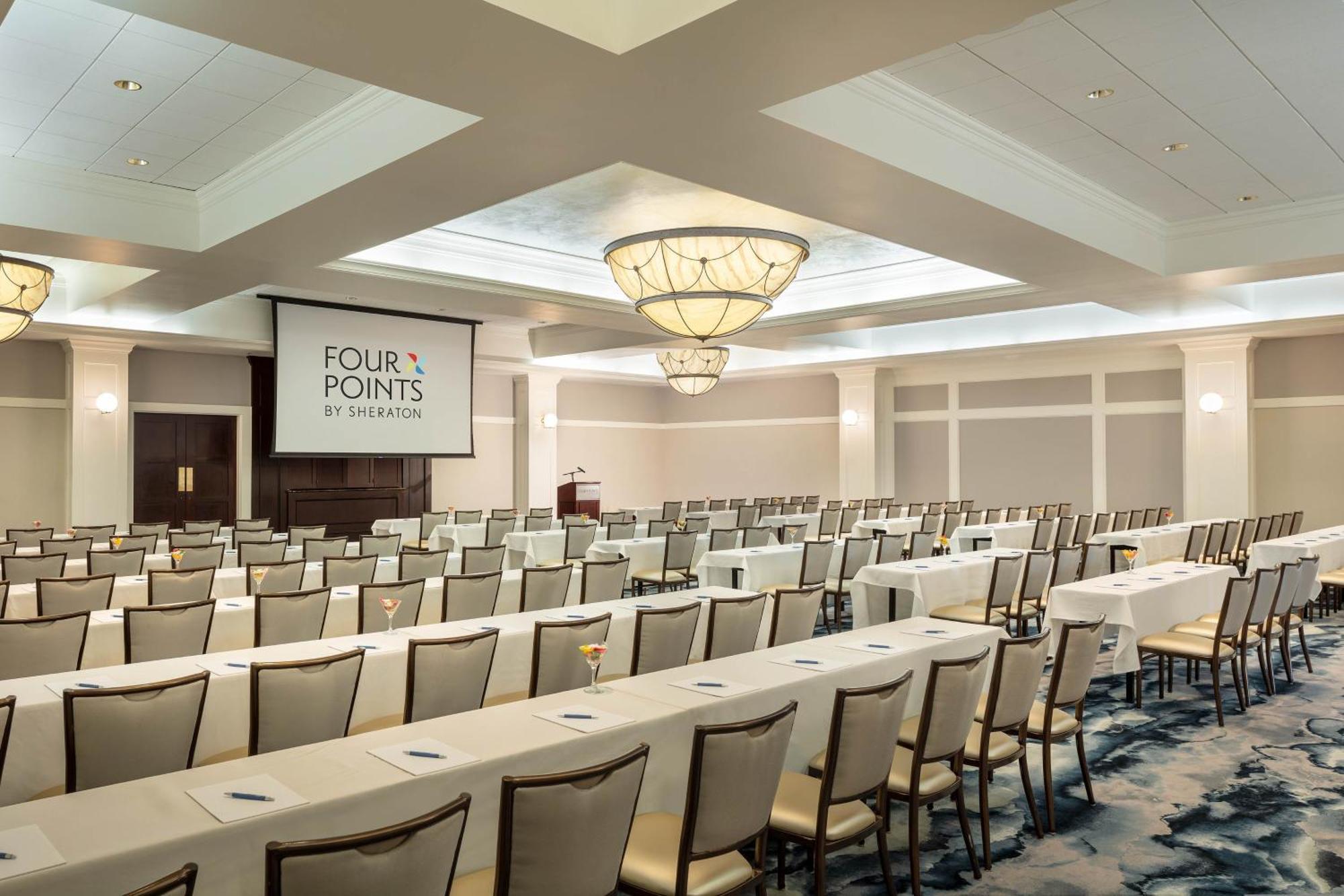 Four Points By Sheraton Norwood Conference Center Exterior foto