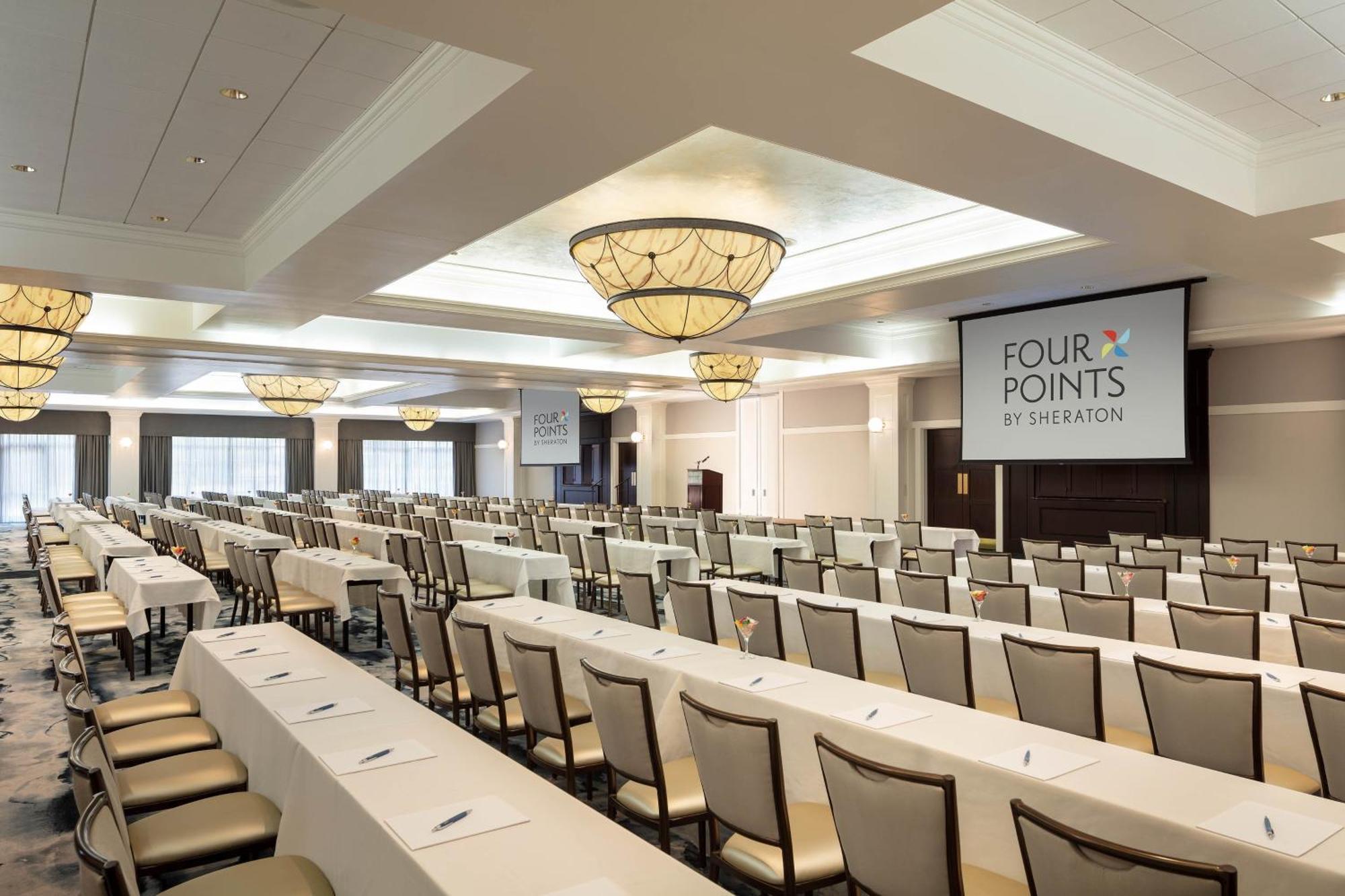 Four Points By Sheraton Norwood Conference Center Exterior foto